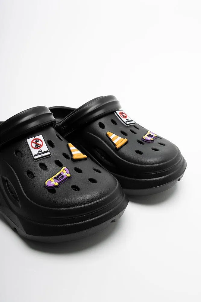 Charm Clog Black