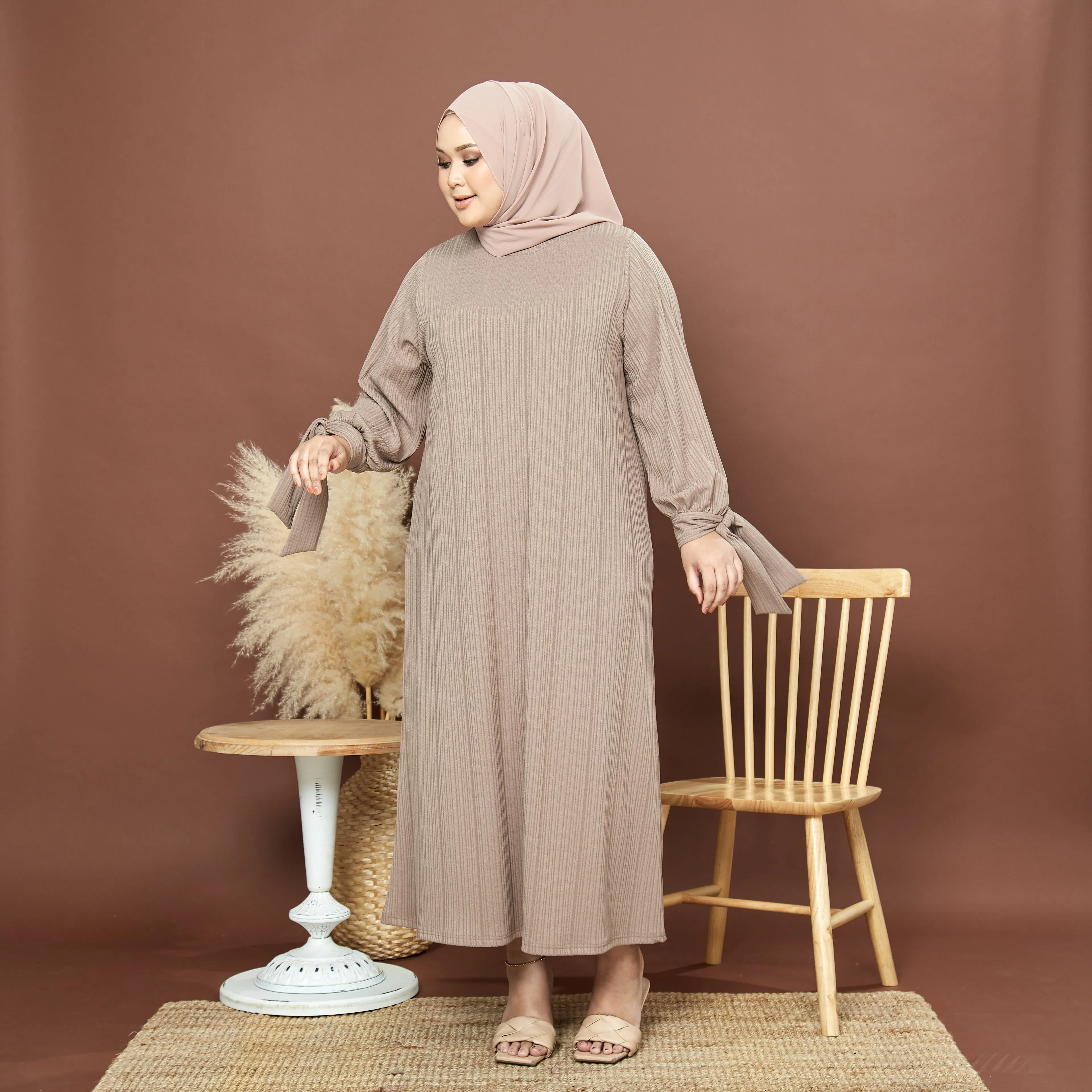 Tasnim Dress - Nude