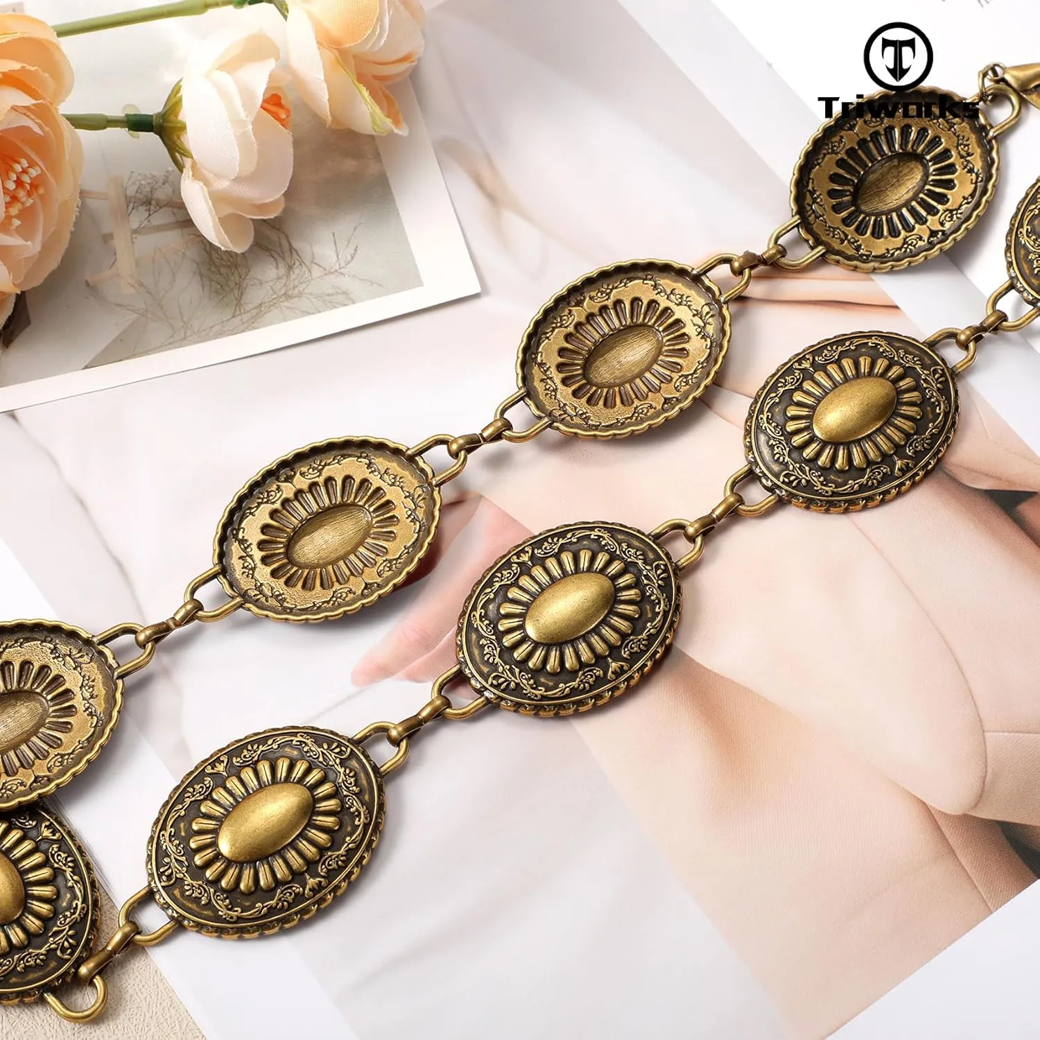 Western Metal Concho Belt for Women Western Cowgirl Chain Belts for Dresses Jeans Country Concert Outfit Belt