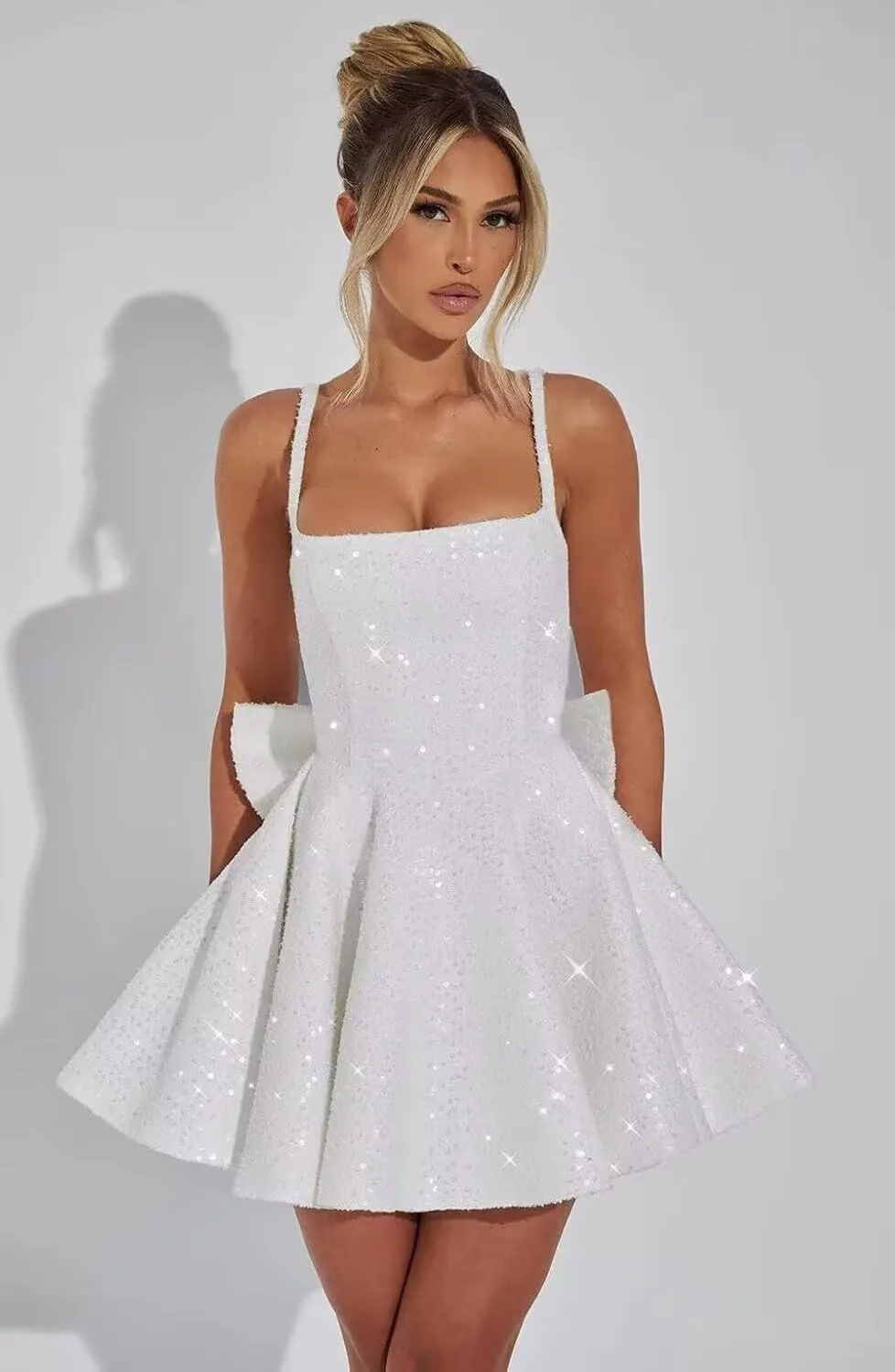 Women's Sparkly Homecoming Dress 2025 Short Square Neck Sequin Cocktail Party Gowns with Bow PU271